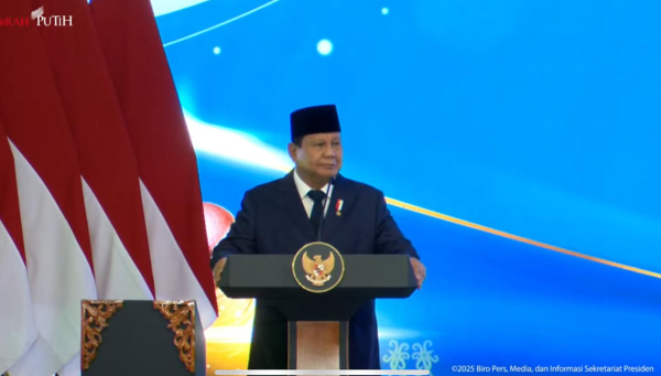 Prabowo Naikkan Gaji Hakim hingga 280 Persen! Prabowo Naikkan Gaji Hakim hingga 280 Persen!