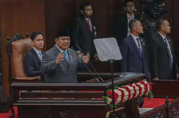 Prabowo: Gaji Guru dan Dosen 2026 Capai Rp178,7 Triliun Prabowo: Gaji Guru dan Dosen 2026 Capai Rp178,7 Triliun