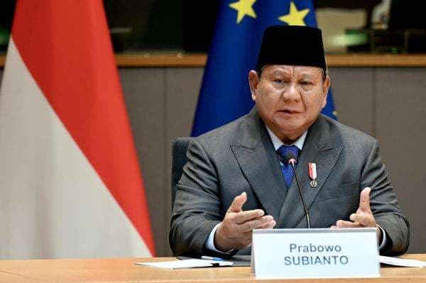 Prabowo Ingin Lebih Banyak Pelajar Indonesia Menimba Ilmu di Eropa Prabowo Ingin Lebih Banyak Pelajar Indonesia Menimba Ilmu di Eropa