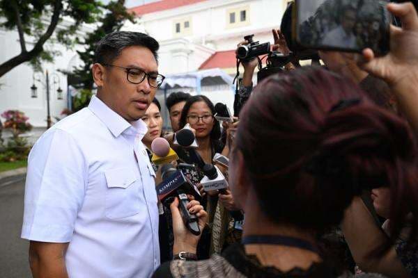 Prabowo Minta Pejabat Perbaiki Komunikasi: Jangan Sampai Rakyat Digiring Opini Tidak Benar Prabowo Minta Pejabat Perbaiki Komunikasi: Jangan Sampai Rakyat Digiring Opini Tidak Benar