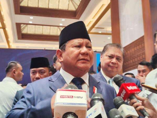 Prabowo Tak Reshuffle Kabinet, PKB Minta Menteri Bekerja Lebih Keras Lagi Prabowo Tak Reshuffle Kabinet, PKB Minta Menteri Bekerja Lebih Keras Lagi