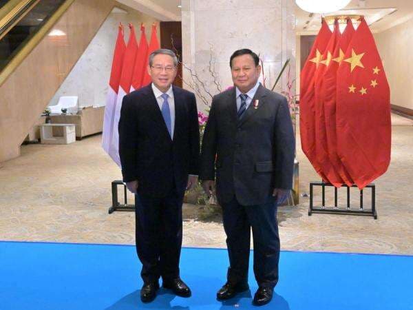 Nilai Perdagangan Rp2.106 Triliun, Prabowo: China Bukan Sekadar Mitra Dagang tapi Saudara Nilai Perdagangan Rp2.106 Triliun, Prabowo: China Bukan Sekadar Mitra Dagang tapi Saudara