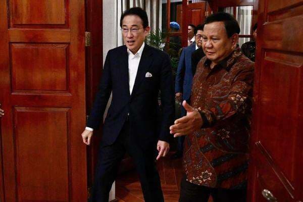 Prabowo dan Eks PM Jepang Bertemu Malam-Malam di Kertanegara, Bahas Investasi 500 Juta Dolar AS Prabowo dan Eks PM Jepang Bertemu Malam-Malam di Kertanegara, Bahas Investasi 500 Juta Dolar AS