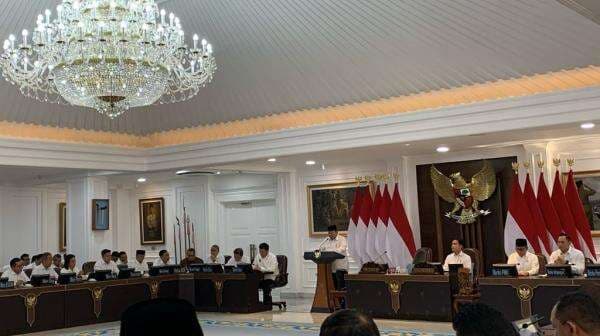 Prabowo Ingatkan Pimpinan Danantara: Keputusan Harus Diambil Hati-hati, Ini Kekayaan Anak, Cucu Kita Prabowo Ingatkan Pimpinan Danantara: Keputusan Harus Diambil Hati-hati, Ini Kekayaan Anak, Cucu Kita