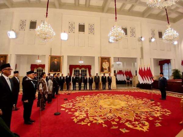 Prabowo Resmi Lantik 31 Duta Besar, Ini Daftar Lengkapnya Prabowo Resmi Lantik 31 Duta Besar, Ini Daftar Lengkapnya