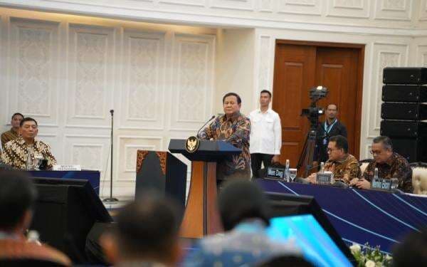7 Poin Pidato Prabowo dalam Sarasehan Ekonomi, Soroti Soal Komunikasi hingga PHK 7 Poin Pidato Prabowo dalam Sarasehan Ekonomi, Soroti Soal Komunikasi hingga PHK