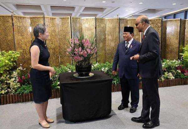 Prabowo Abadikan Nama Ibunda Tercinta dalam Bunga Anggrek di Singapura Prabowo Abadikan Nama Ibunda Tercinta dalam Bunga Anggrek di Singapura