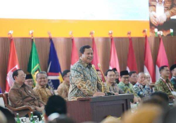 Prabowo Tegaskan Efisiensi Anggaran Tak Ganggu Operasional Sehari-hari Prabowo Tegaskan Efisiensi Anggaran Tak Ganggu Operasional Sehari-hari