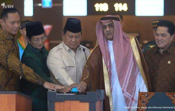 Presiden Prabowo Resmikan Terminal 2F Bandara Soetta Khusus Haji dan Umrah Presiden Prabowo Resmikan Terminal 2F Bandara Soetta Khusus Haji dan Umrah
