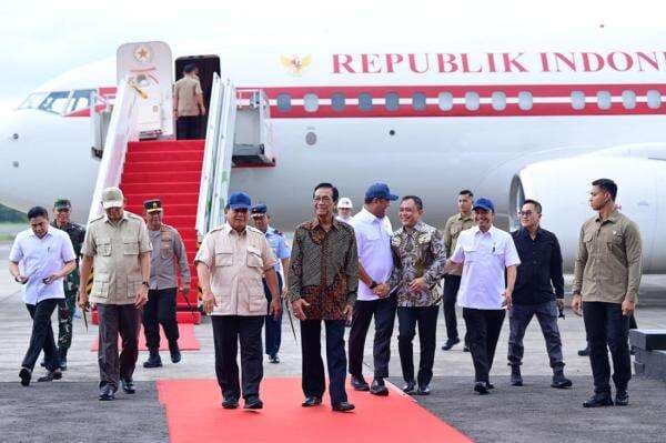 Prabowo Tiba di Yogyakarta, Bakal Pimpin Upacara Parade Senja di Retreat Kepala Daerah Prabowo Tiba di Yogyakarta, Bakal Pimpin Upacara Parade Senja di Retreat Kepala Daerah