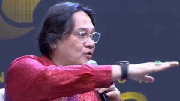 Farhat Abbas soal Tudingan Ijazah Palsu Jokowi oleh Roy Suryo Cs: Dendam Politik Farhat Abbas soal Tudingan Ijazah Palsu Jokowi oleh Roy Suryo Cs: Dendam Politik