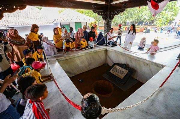Pramono Bakal Buka Museum dan Perpustakaan hingga Malam Hari Pramono Bakal Buka Museum dan Perpustakaan hingga Malam Hari