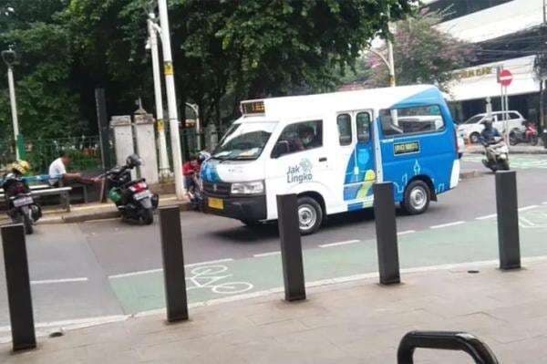 Pramono Minta Sopir JakLingko yang Ugal-ugalan Diberhentikan Pramono Minta Sopir JakLingko yang Ugal-ugalan Diberhentikan