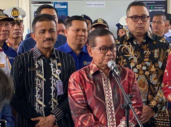 Pramono: Ada Anak Tokoh ke Kantor Pakai Ferrari, Sekarang Beralih Naik Transjakarta Pramono: Ada Anak Tokoh ke Kantor Pakai Ferrari, Sekarang Beralih Naik Transjakarta