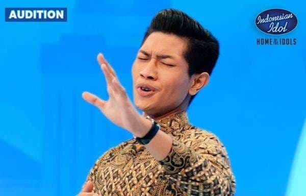 Vokal Unik Pratama Yudha Tak Mampu Yakinkan Juri Indonesian Idol Season XIII Vokal Unik Pratama Yudha Tak Mampu Yakinkan Juri Indonesian Idol Season XIII