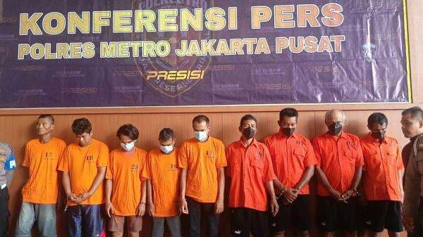 Patok Biaya Parkir di Monas dan Thamrin, 9 Preman Berkedok Ormas Jadi Tersangka Patok Biaya Parkir di Monas dan Thamrin, 9 Preman Berkedok Ormas Jadi Tersangka