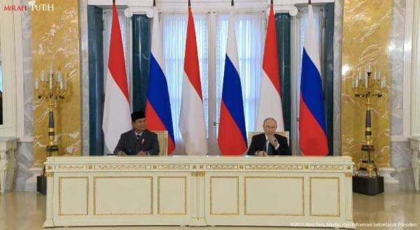 Bertemu Putin, Prabowo Kenang Bantuan Rusia saat RI Baru Merdeka Bertemu Putin, Prabowo Kenang Bantuan Rusia saat RI Baru Merdeka