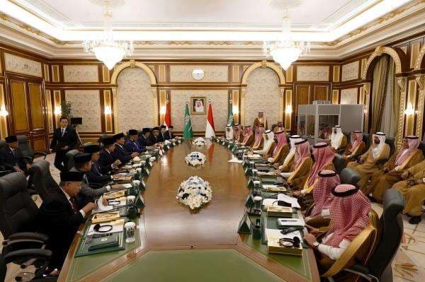 Prabowo Bentuk Tim Khusus soal Kampung Haji di Arab Saudi Prabowo Bentuk Tim Khusus soal Kampung Haji di Arab Saudi