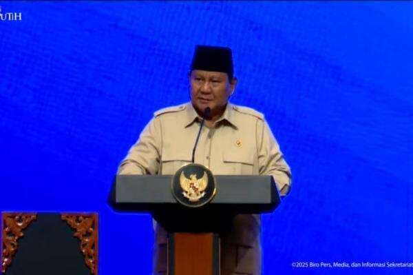 Prabowo: Pejabat yang Tak Mau Sederhanakan Regulasi akan Saya Copot! Prabowo: Pejabat yang Tak Mau Sederhanakan Regulasi akan Saya Copot!