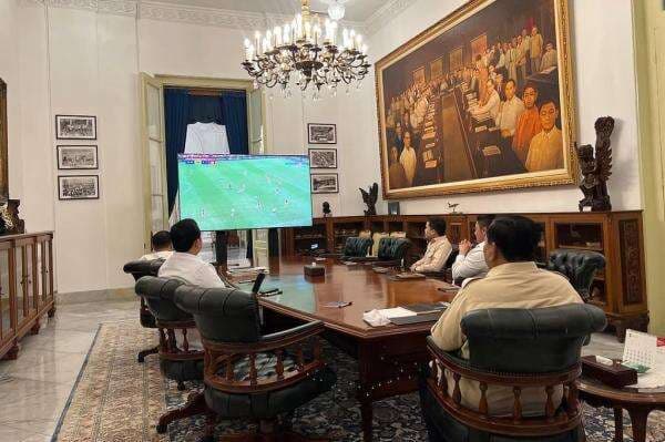 Potret Prabowo Nobar Timnas Indonesia vs Australia di Istana Potret Prabowo Nobar Timnas Indonesia vs Australia di Istana