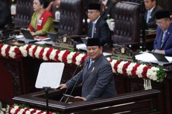 Prabowo Minta Danantara Setor Rp809 Triliun per Tahun ke Kas Negara Prabowo Minta Danantara Setor Rp809 Triliun per Tahun ke Kas Negara