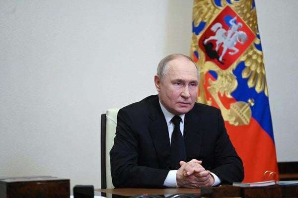 Putin Setuju Usulan Gencatan Senjata dengan Ukraina, tapi Ada Syaratnya Putin Setuju Usulan Gencatan Senjata dengan Ukraina, tapi Ada Syaratnya
