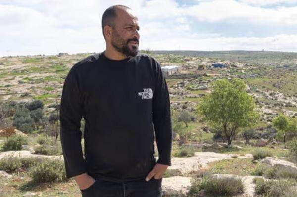 Pria Palestina Pembuat Film No Other Land Dipukuli Pemukim Zionis, lalu Ditahan Militer Israel Pria Palestina Pembuat Film No Other Land Dipukuli Pemukim Zionis, lalu Ditahan Militer Israel