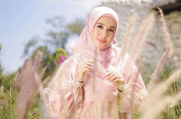 7 Pria Pernah Dekat dengan Laudya Cynthia Bella, Ada yang Beda Agama 7 Pria Pernah Dekat dengan Laudya Cynthia Bella, Ada yang Beda Agama