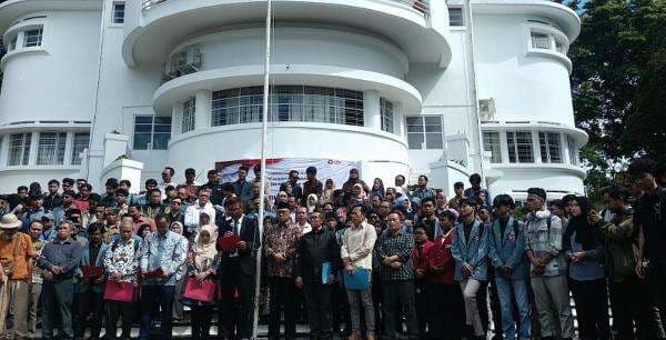 Prof Cecep Darmawan: Petisi Civitas Akademika UPI Murni Gerakan Kebangsaan Prof Cecep Darmawan: Petisi Civitas Akademika UPI Murni Gerakan Kebangsaan