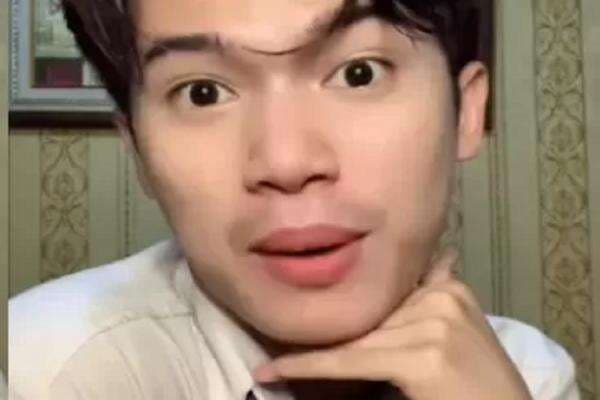 Profil dan Biodata Riezky Kabah Nizar, Tiktoker Viral yang Hina Profesi Guru Profil dan Biodata Riezky Kabah Nizar, Tiktoker Viral yang Hina Profesi Guru