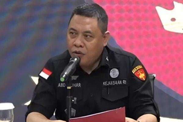 Profil Dirdik Jampidsus Abdul Qohar, Ungkap Kasus Tom Lembong hingga Suap 3 Hakim PN Surabaya Profil Dirdik Jampidsus Abdul Qohar, Ungkap Kasus Tom Lembong hingga Suap 3 Hakim PN Surabaya