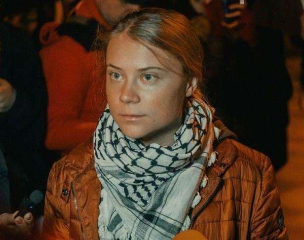 Profil Greta Thunberg, Aktivis Kemanusiaan yang Ditangkap Israel Sebelum Masuk Gaza Profil Greta Thunberg, Aktivis Kemanusiaan yang Ditangkap Israel Sebelum Masuk Gaza