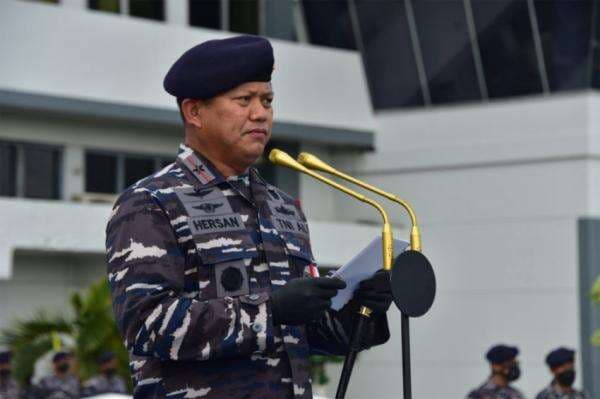 Profil Laksda TNI Hersan, Mantan Ajudan Jokowi yang Geser Letjen Kunto Jadi Pangkogabwilhan I Profil Laksda TNI Hersan, Mantan Ajudan Jokowi yang Geser Letjen Kunto Jadi Pangkogabwilhan I