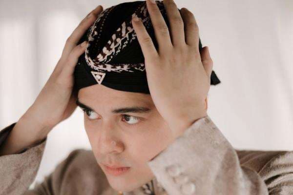 Profil Maxime Bouttier, Aktor Multitalenta Sekaligus Suami Luna Maya Profil Maxime Bouttier, Aktor Multitalenta Sekaligus Suami Luna Maya