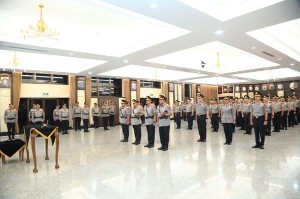 Wamenaker Minta Perusahaan Tak Buat Syarat Penampilan Menarik Saat Rekrut Karyawan Wamenaker Minta Perusahaan Tak Buat Syarat Penampilan Menarik Saat Rekrut Karyawan