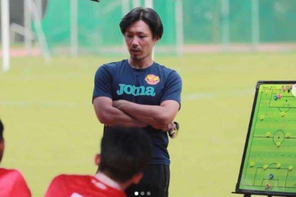 Profil Akira Highasiyama: Pelatih Baru Timnas Putri Indonesia U-19 Profil Akira Highasiyama: Pelatih Baru Timnas Putri Indonesia U-19