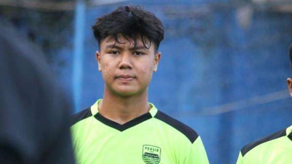 Profil dan Biodata Nazriel Alfaro, Bek Persib Bandung yang Jadi Andalan Indonesia di Kualifikasi Piala Asia U-17 2025 Profil dan Biodata Nazriel Alfaro, Bek Persib Bandung yang Jadi Andalan Indonesia di Kualifikasi Piala Asia U-17 2025