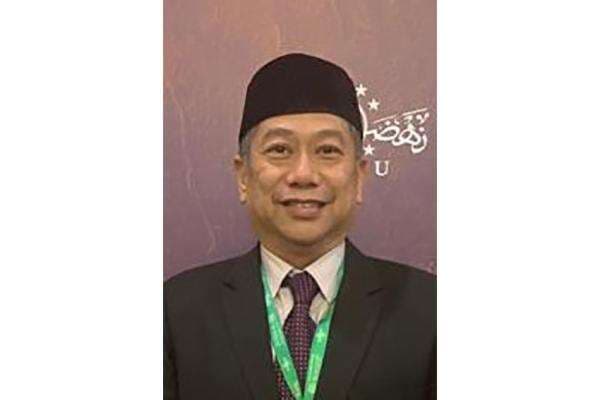 Puasa Ramadan: Menyalakan Kembali Obor Peradaban yang Redup Puasa Ramadan: Menyalakan Kembali Obor Peradaban yang Redup