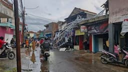 Puting Beliung Terjang Sumedang dan Bandung, BPBD Jabar: 151 Rumah Rusak Berat