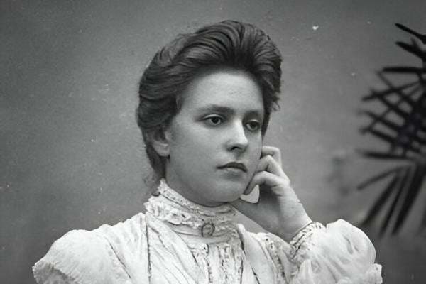 Putri Alice, Nenek Raja Charles III yang Idap Skizofrenia dan Jadi Subjek Eksperimen Putri Alice, Nenek Raja Charles III yang Idap Skizofrenia dan Jadi Subjek Eksperimen