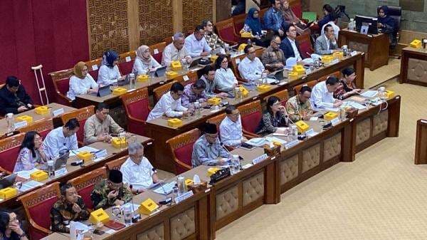 Anggaran Kemendikti Saintek Dipangkas Rp14,3 Triliun, Sekolah Garuda Terdampak Anggaran Kemendikti Saintek Dipangkas Rp14,3 Triliun, Sekolah Garuda Terdampak