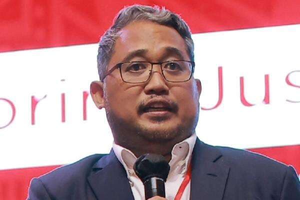 Ramai Konten Rendang Willie Salim, CFRIST Ingatkan Perilaku Hidup di Dunia yang Terbalik Ramai Konten Rendang Willie Salim, CFRIST Ingatkan Perilaku Hidup di Dunia yang Terbalik