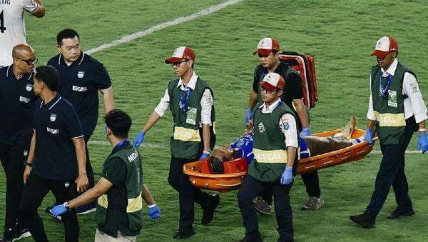 Kabar Buruk! 2 Pemain Asing Persib Bandung Resmi Absen Lawan Semen Padang? Kabar Buruk! 2 Pemain Asing Persib Bandung Resmi Absen Lawan Semen Padang?