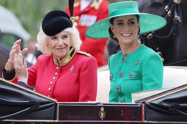 Ratu Camilla Sebut Kate Middleton Beda Kasta dengan Pangeran William, Tak Selevel Ratu Camilla Sebut Kate Middleton Beda Kasta dengan Pangeran William, Tak Selevel