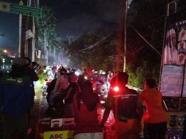 Jalur Puncak Car Free Night, Ratusan Pemotor Putar Balik Jalur Puncak Car Free Night, Ratusan Pemotor Putar Balik