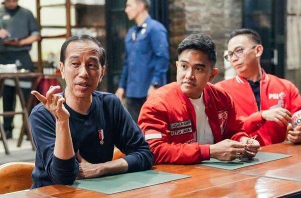 Ray Rangkuti Dorong Kaesang Maju Lawan Jokowi di Pemilihan Ketum PSI Ray Rangkuti Dorong Kaesang Maju Lawan Jokowi di Pemilihan Ketum PSI