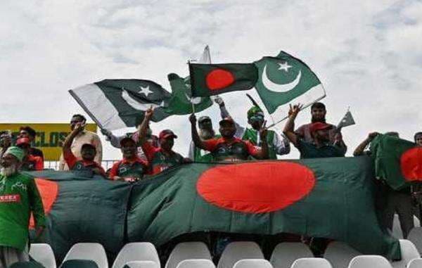 Rayakan Kemenangan, Rakyat Pakistan Turun ke Jalan Rayakan Kemenangan, Rakyat Pakistan Turun ke Jalan