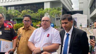 Datangi MA, Razman dan Firdaus Akhirnya Minta Maaf Soal Ribut di Persidangan Datangi MA, Razman dan Firdaus Akhirnya Minta Maaf Soal Ribut di Persidangan