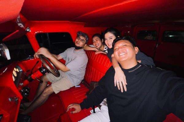 Reaksi Bella Bonita Ketika Soimah Jambak Rambut Denny Caknan Reaksi Bella Bonita Ketika Soimah Jambak Rambut Denny Caknan