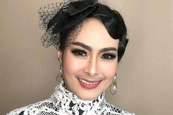 Reaksi Iis Dahlia saat Tahu Devano Danendra Punya Tato Reaksi Iis Dahlia saat Tahu Devano Danendra Punya Tato